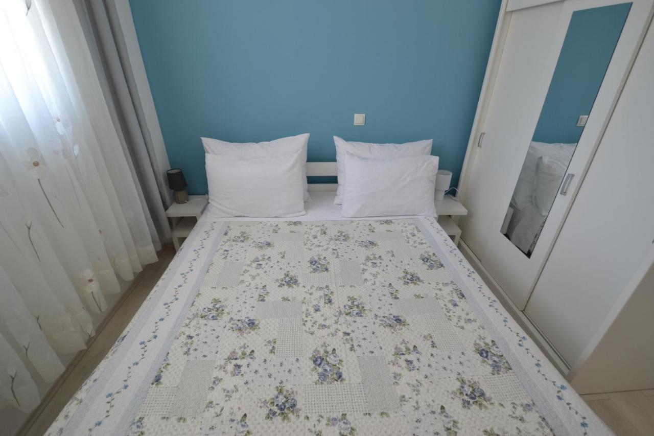 Apartments Andrea สปลิท ภายนอก รูปภาพ