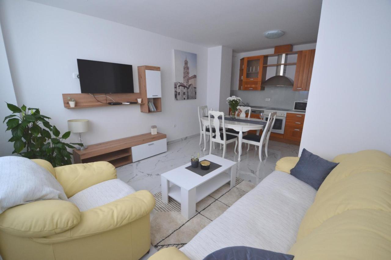 Apartments Andrea สปลิท ภายนอก รูปภาพ